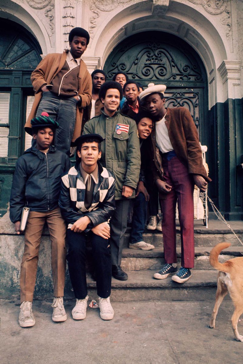 historychest's tweet photo. Teenagers in New York City's South Bronx, 1970. Photograph by Camilo Jose Vergara. https://t.co/3AUFDPTIuq