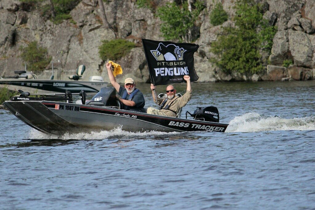 penguins's tweet photo. These fans are reppin' the #Pens from the Georgian Bay in Canada. Where are you supporting the team? https://t.co/TpS38BPv0e