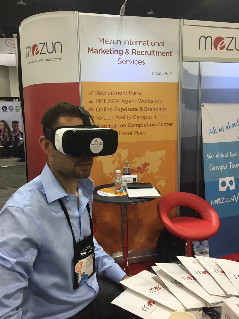 ahantal's tweet photo. #MezunVRcampusTuru #360video muza ilgi yogundu! #MezunVR #VRMasters #Nafsa2016 https://t.co/I4Q4FpVudd