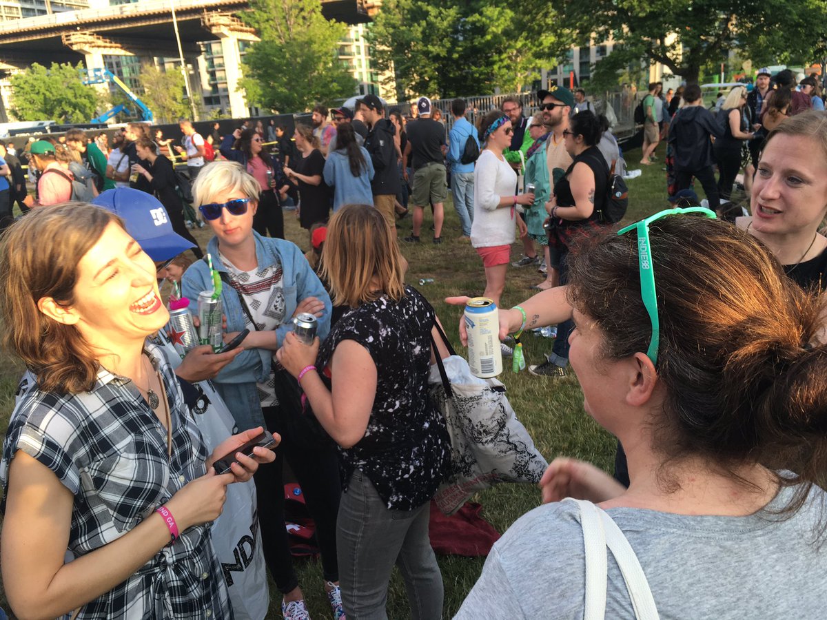 The only things missing? 1) Karaoke. 2) <a href="/robynkonichiwa/">Robyn</a> #FieldTripTO