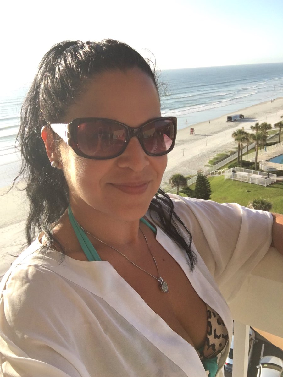 LatinaChefPR's tweet photo. Great #time #DaytonaBeach #sunset https://t.co/48dL8bKYal