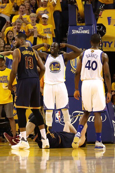 1340AMFOXSports's tweet photo. .@warriors are up at the half over the @cavs 52-44!!! #NBAFinals #ALLin216 #DubNation #SportsNews #Fox1340 https://t.co/GgqObnh6GI