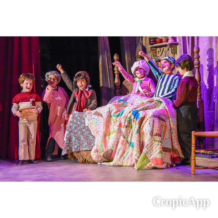 NEWARTHOUSE's tweet photo. Yesterday #willywonka #musical @ #yada was so delicious! https://t.co/2cMMcV0SFe https://t.co/k85fXb9Pab