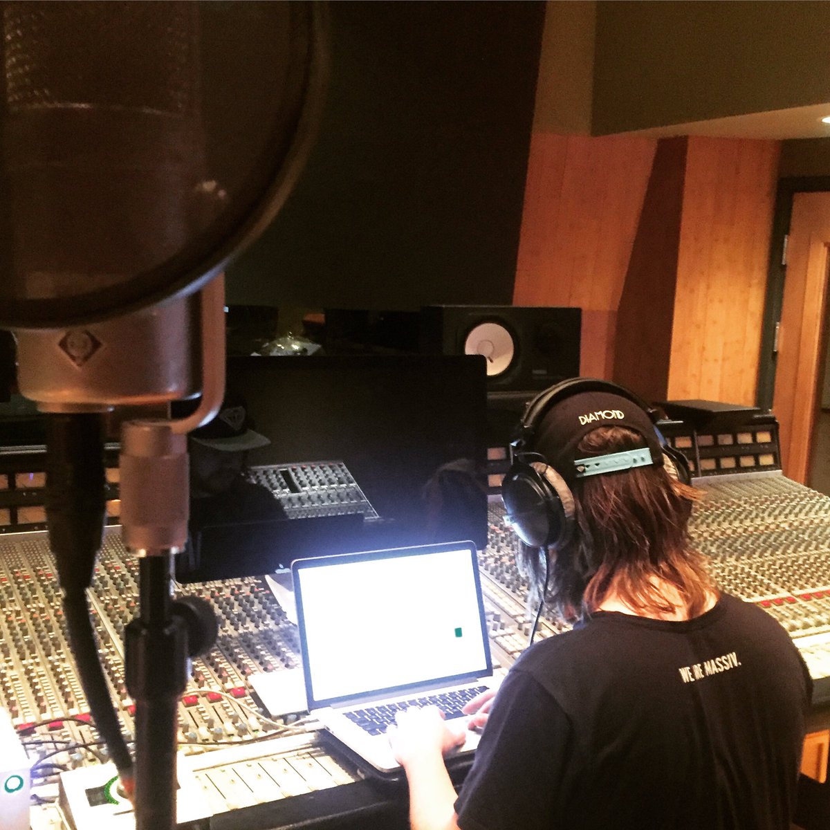 sidibe's tweet image. Writing a song about forbidden love. #continuecreating 💘⚔