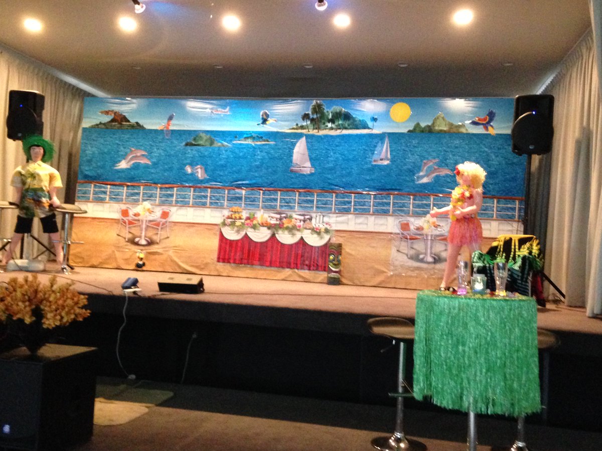 SWAYDanceAcad's tweet image. Here is our Summer Cruisin decorations. It was another great night.
