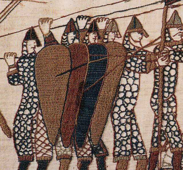 EnglishHeritage's tweet photo. From battle-axes to defensive shields, learn more about the weapons of #Battle1066 https://t.co/dkb7rmcxLX https://t.co/D6Ek5S5aGy