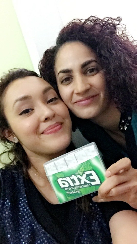 _cleanbunnyfree's tweet photo. Sharing extra gum with a friend #sponsored #ExtraCrowd https://t.co/VMBzl3IOuu