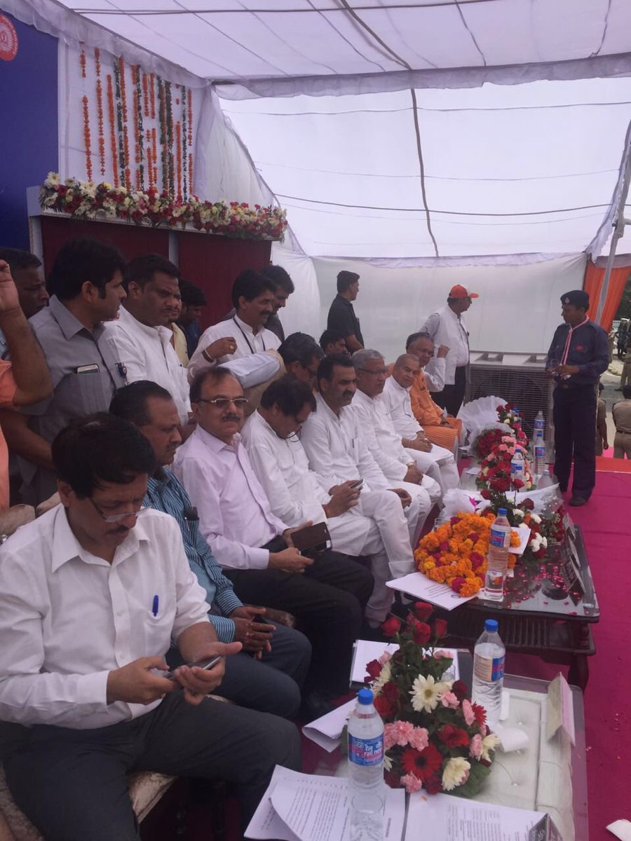 Suresh Prabhu tweet media