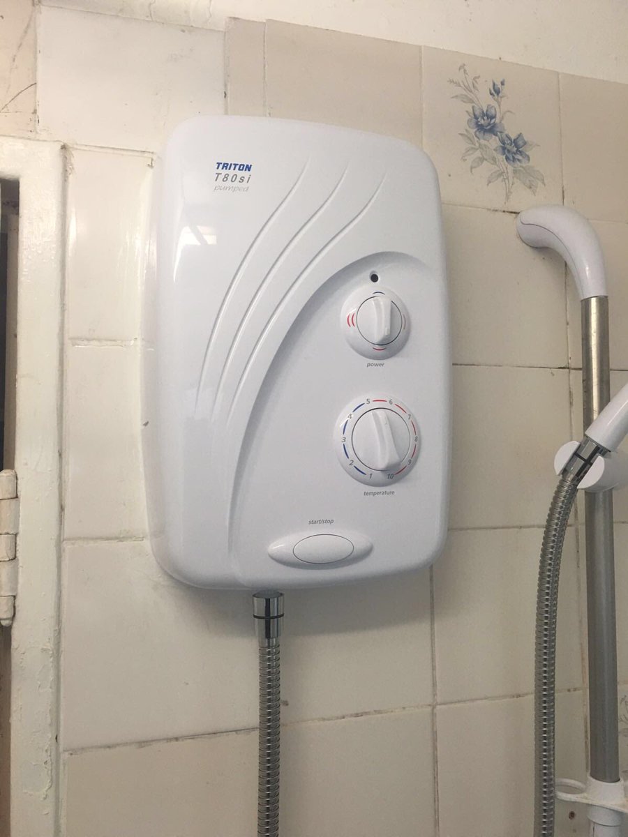 jandkplumbing's tweet photo. Sat morn; new shower due to loose cables!Lovely weather has us up &amp; out for a busy week ahead, have a good Monday! https://t.co/NLuWDdEbir