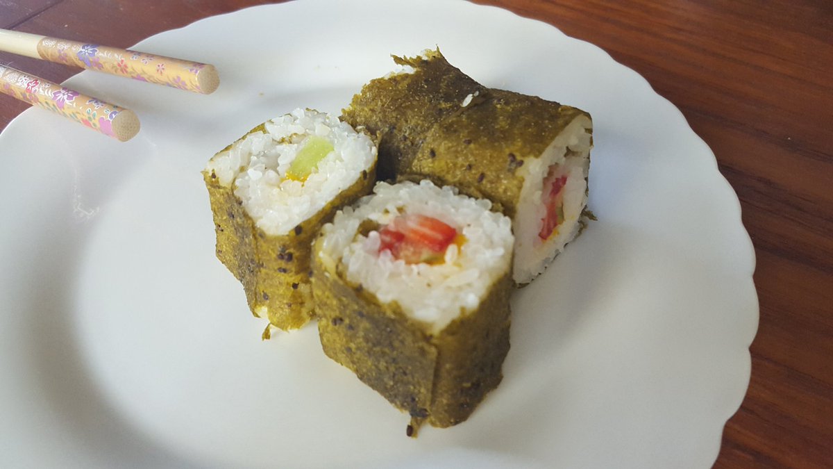 YanyaoYu's tweet photo. Fruity sushi with our green leather #fst160 #Veggie_Mights https://t.co/mQueHzNcTI