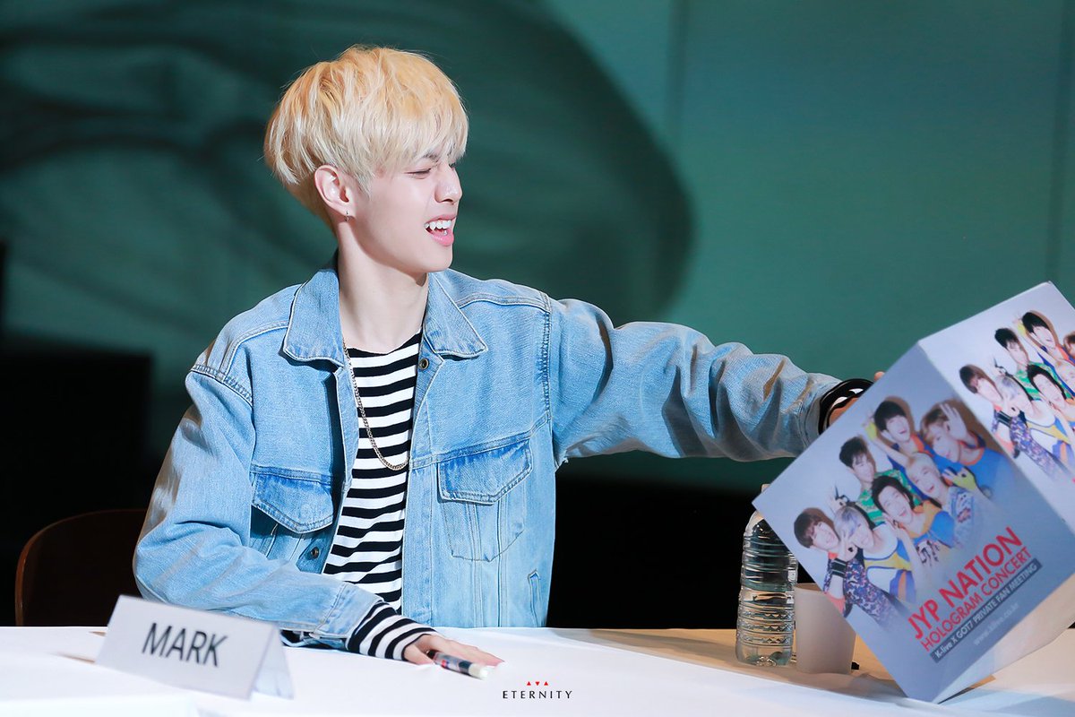 ETERNITY930904's tweet photo. HQ
🔹
160519
K-Live Fansign
🔹
#GOT7 #갓세븐 
#MARK #마크 
🔹
💙 https://t.co/PK5yOSpZvH https://t.co/GpmKlUYTm7 https://t.co/s46Stc08bn