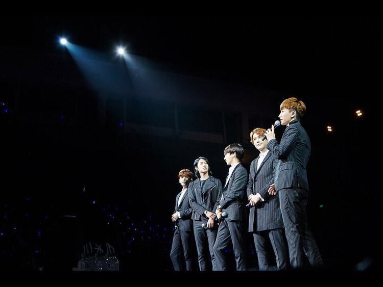 13elieveSG's tweet photo. [HD PIC] 160606 SMTown 'Vyrl' App Update - Our amazing boys on stage~ [4P] https://t.co/BX8JZsIp1k
