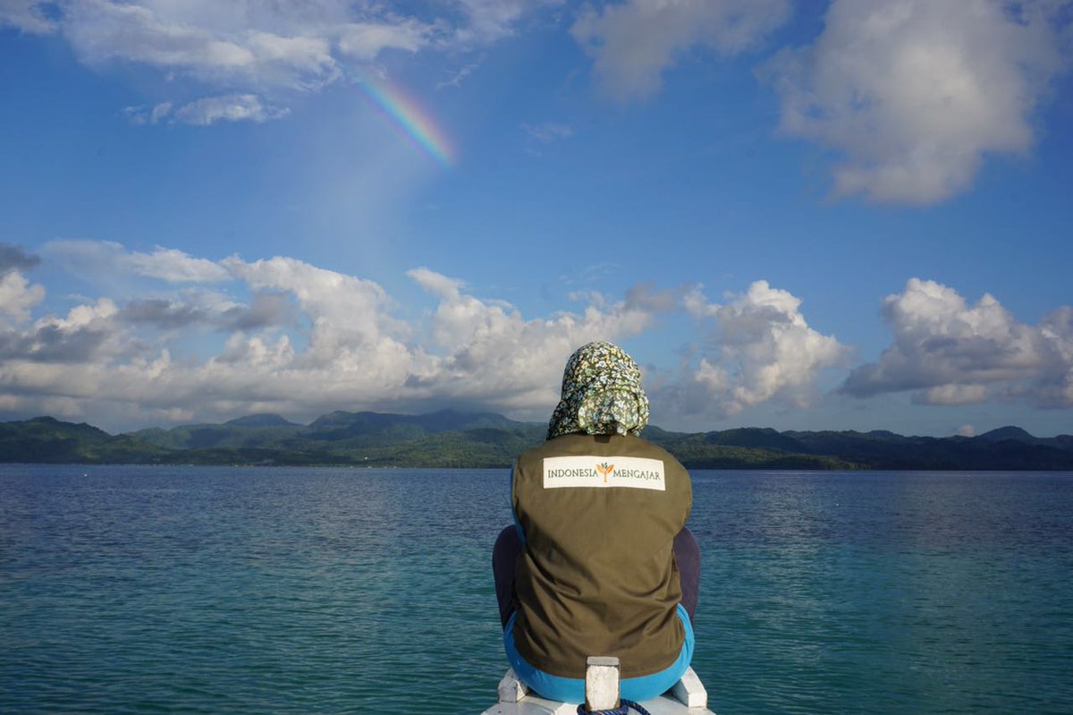 NursidaYaru's tweet photo. Selamat Menyambut 1 Ramadhan dari Pelangi pagi ini di #pulaugili #bawean #IMPamit
π·: Febri Raharni https://t.co/3kVJEvHSsR