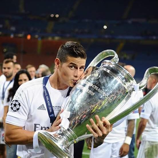 Rosamaliik's tweet photo. 😍😍😍❤ @jamesdrodriguez https://t.co/NioHUMQj4a