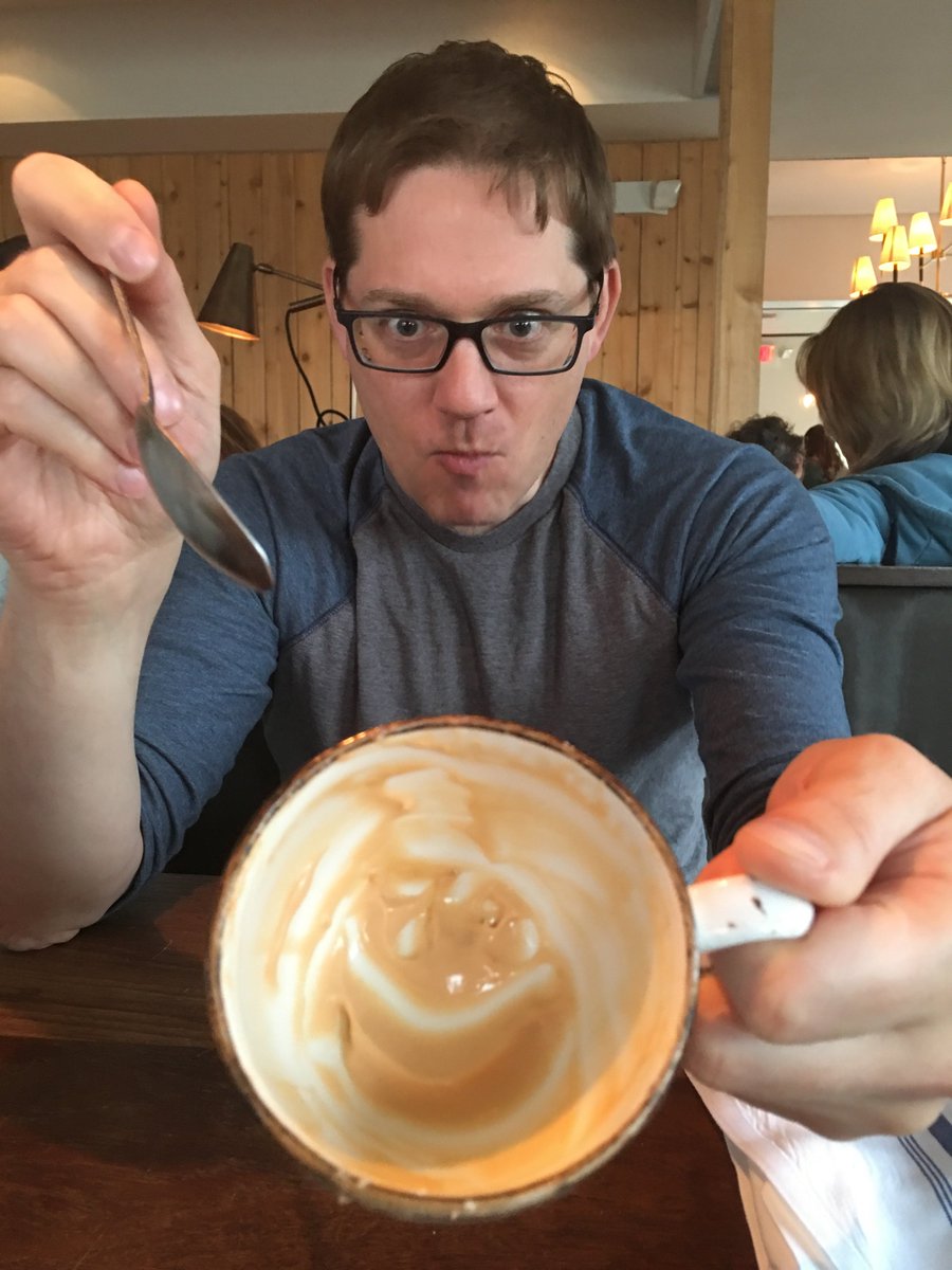 FnA_Wolverines's tweet photo. How r u drowning ur sorrows after #UMSoftball⚾️ elimination? In butterscotch salted caramel pudding? #FnAstyle〽️ https://t.co/4KyF5LNdHU