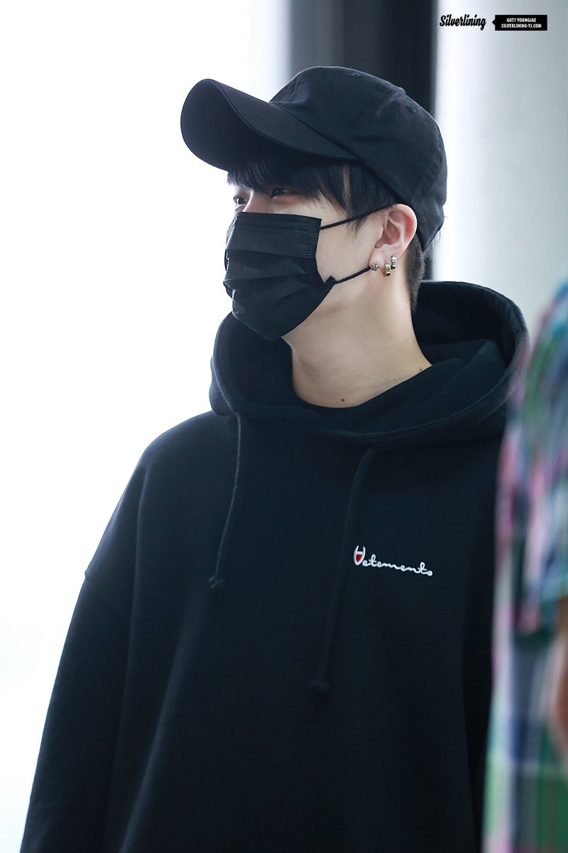 CkPVOtyUkAE7VhJ.jpg:large