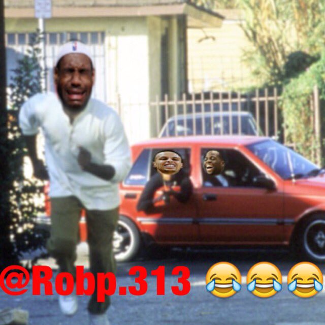 BigRobp313's tweet photo. @CharlesBarkIey @SHAQ this Lebron in the 4th 😂😂😂 https://t.co/Y6opQLvu1q