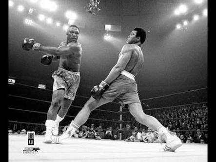 RVG13_'s tweet photo. Yo mañana esquivando las posibilidades de irme a extra 😎 #LikeAli https://t.co/u0AvmKrhyr