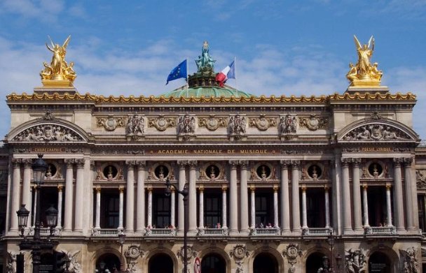 Vive la France! Vive le Tech! …But do these two great tastes taste great together? tcrn.ch/1Xv8LBZ