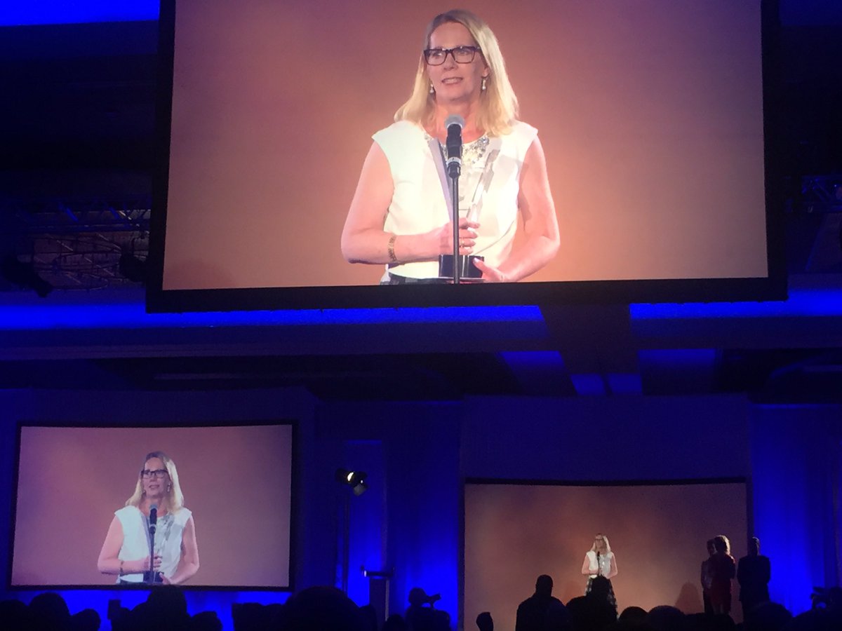 #LeoAwards16 

 Best Direction Motion Picture

Siobhan Devine
The Birdwatcher