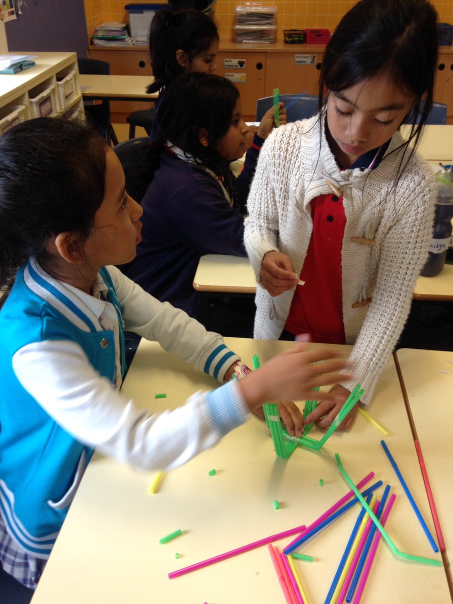 ms_atkin's tweet photo. Building the strongest structure we can in Tinker Time 💪🏛 https://t.co/MxSN2mQl4D