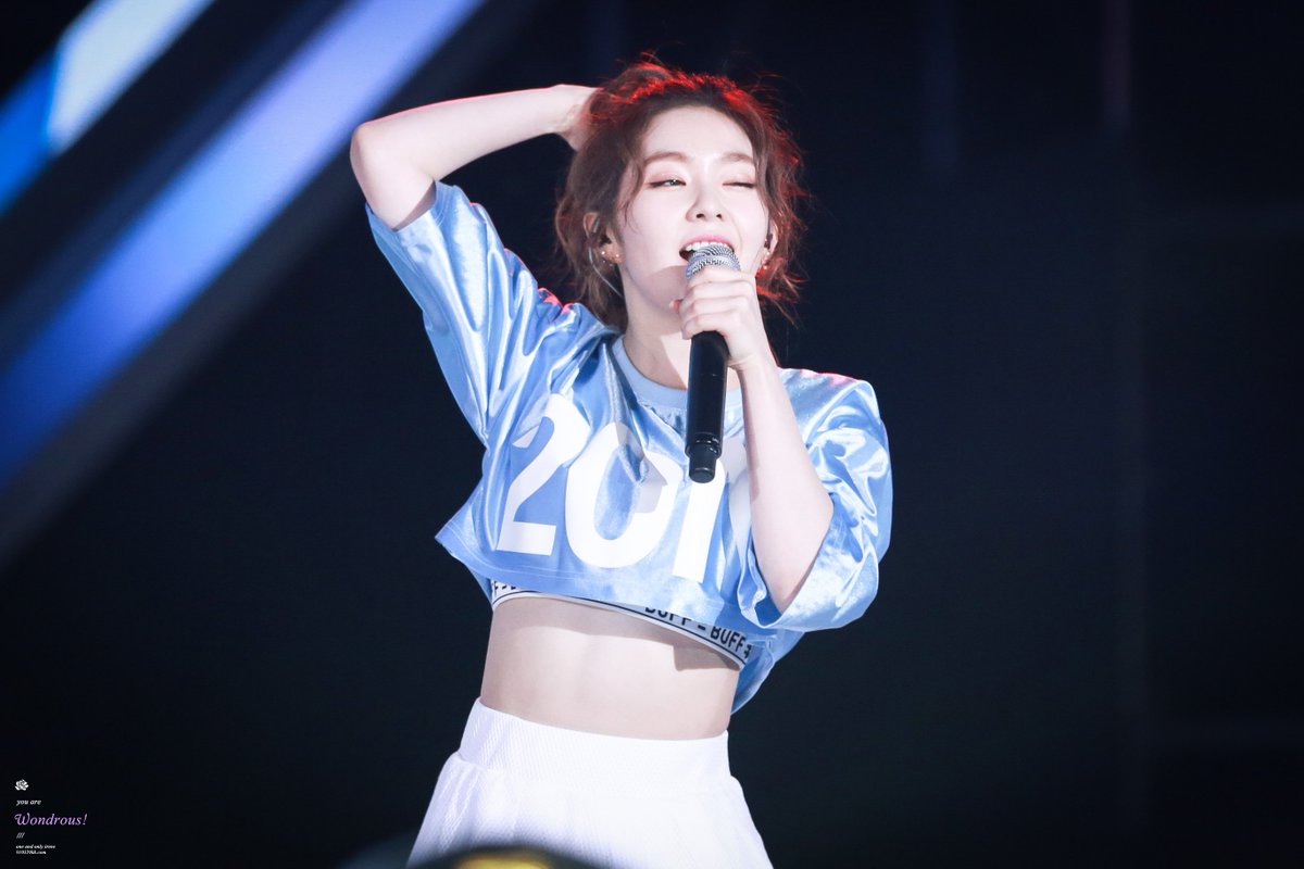wondrous329's tweet photo. #아이린 #Irene 160604 드림콘서트 4P
여신이 봤다Q_Q
World no me(no말Q_Q) https://t.co/1vK5UByaPf
