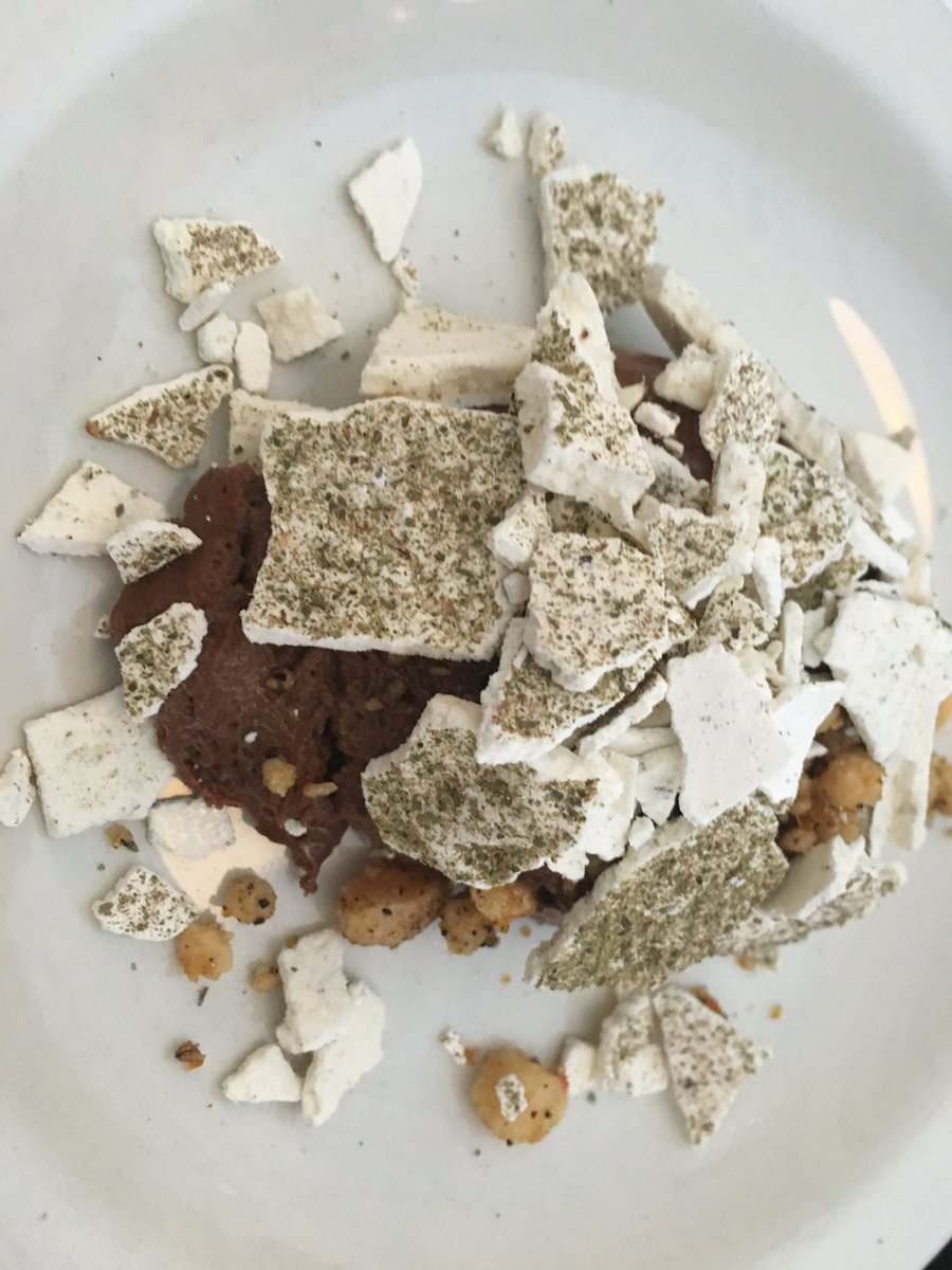 vicki_woods_au's tweet photo. Desserts up @hunter_culinary #FoodFight2016 Soft Chocolate  @AusMacadamias crisp natives Essence of Lemon Tart https://t.co/a7lSrNoXa9