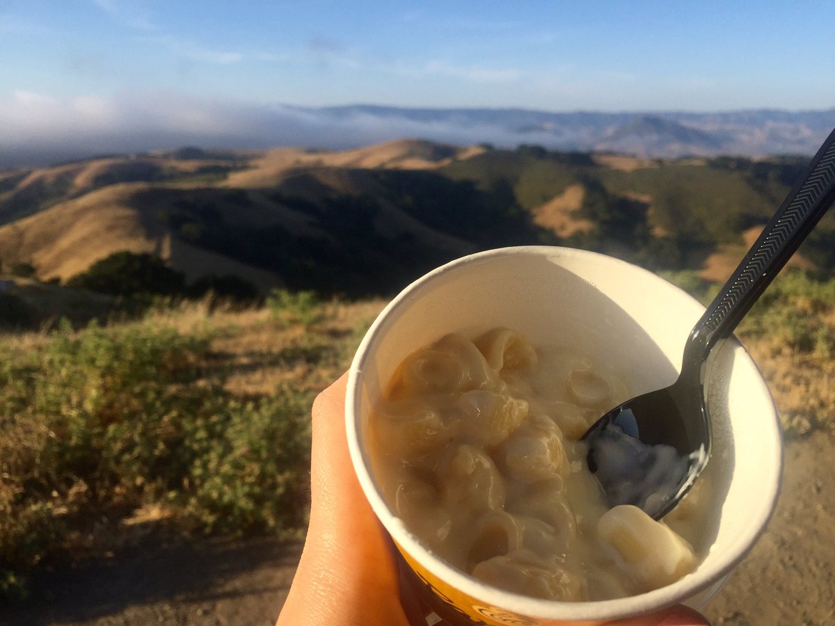 jmel_offleash's tweet photo. This is what dreams are made of @panerabread #macislife https://t.co/wHCyAcC5Ok