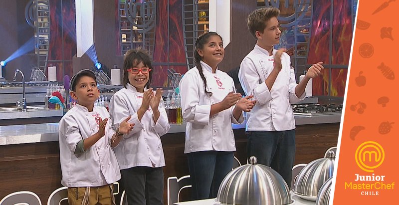 MasterChefChile's tweet photo. Esta prueba definió a los grandes finalistas de #JuniorMasterChef > https://t.co/j5TqXaV3Qb #JrMCGranFinal https://t.co/sBkBZdTORk