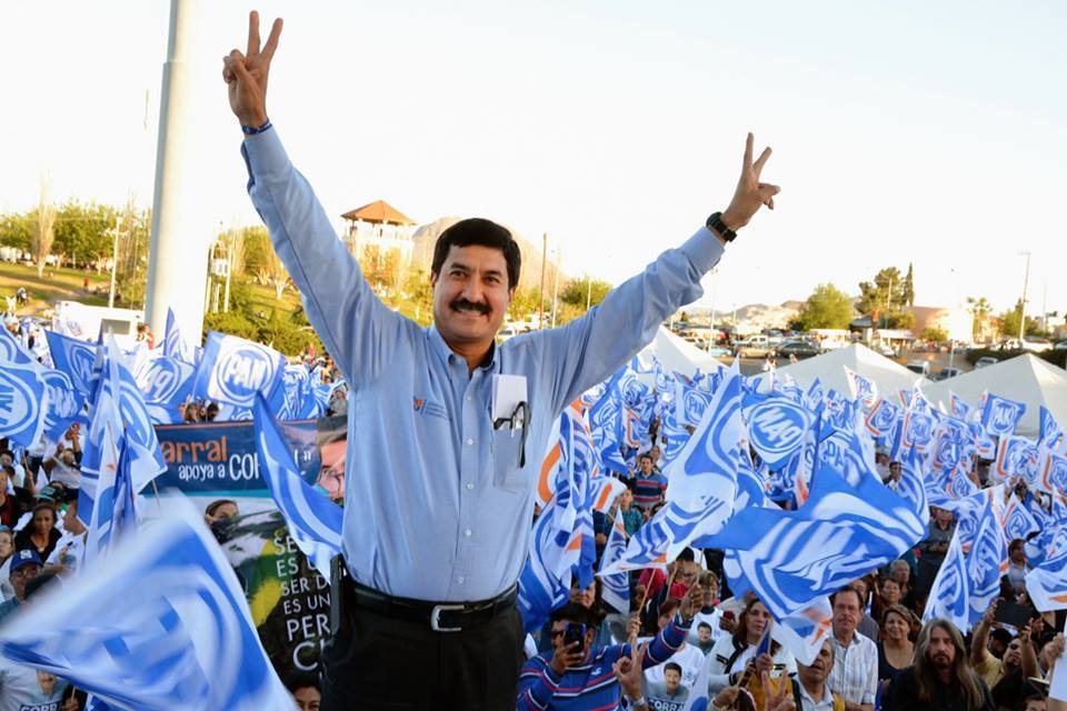 gaby_morales10's tweet photo. @Javier_Corral NUESTRO NUEVO GOBERNADOR DE #Chihuahua #CorralGobernador. #Chih #Cuu #juarez #Parral2016 https://t.co/aezDJTar82