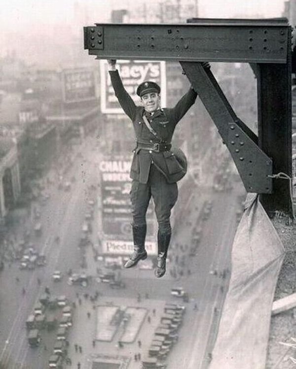 historychest's tweet photo. A New York City policeman just hanging out, 1920 https://t.co/Jh6pCwAhLT