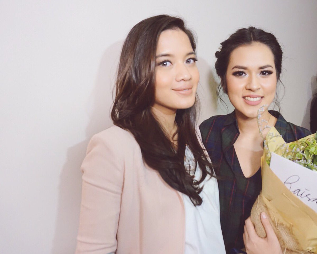 Happy birthday to the one and only my demtwins sis <a href="/raisa6690/">Raisa Andriana</a> 😘😂