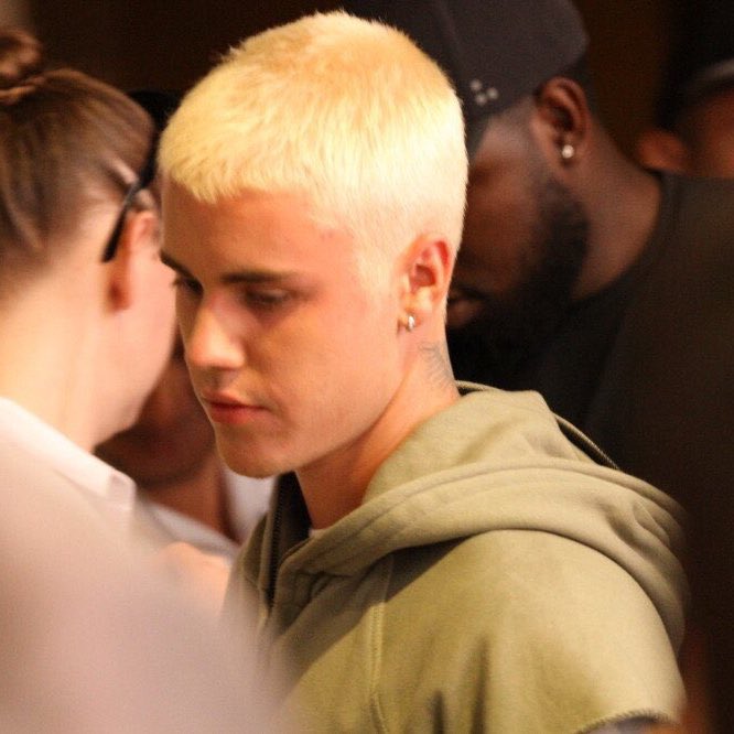 TwerkForMeJerry's tweet photo. My vanilla cupcake 😍 https://t.co/v9lCFEyl4T
