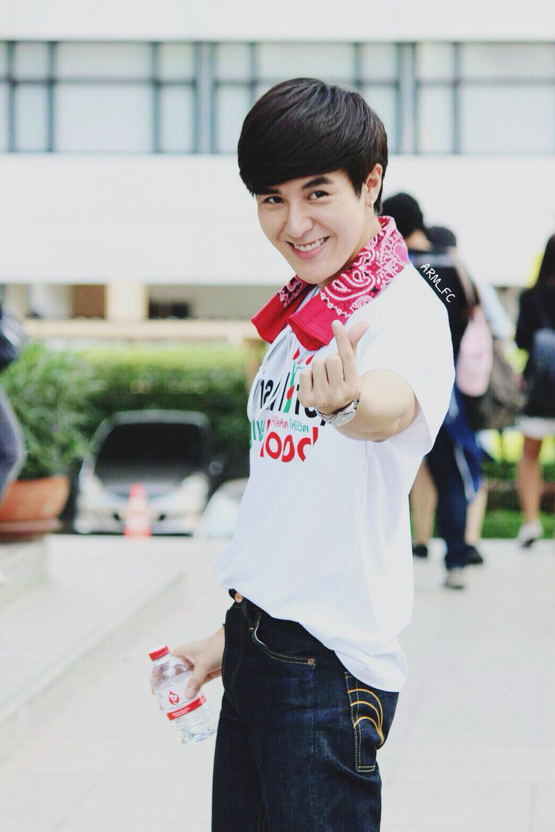 Baan_wc's tweet photo. มีรูปพี่อาร์มไปงานวันนี้มาฝากจ้า #Armfc #armfanclud @arm_wc https://t.co/wwx2tBhcyT