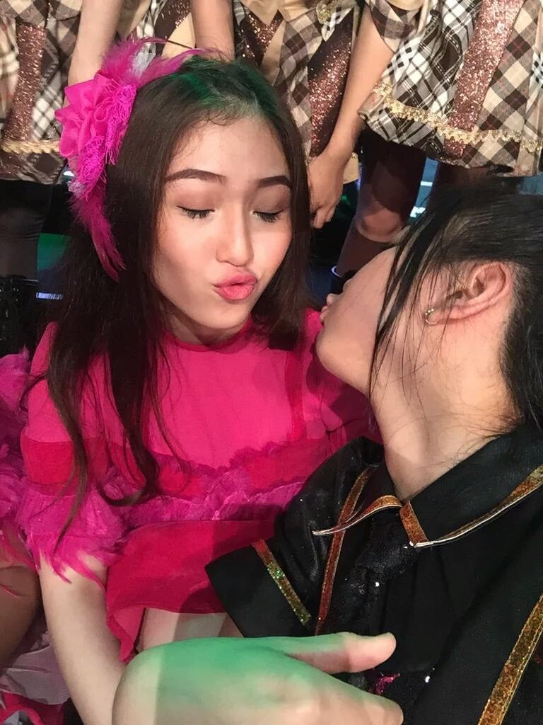 SinkaJiDOL's tweet photo. Karena Foto Sinkanya Hilang, Omi gpp kan yap! Haha~ #MinRam https://t.co/yuYHKeZVb6