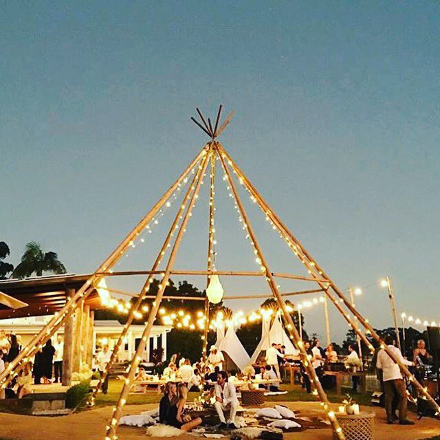 WeddingSignCo's tweet photo. We're loving this vibe this morning now that summer has arrived! https://t.co/wfYWztdlPH