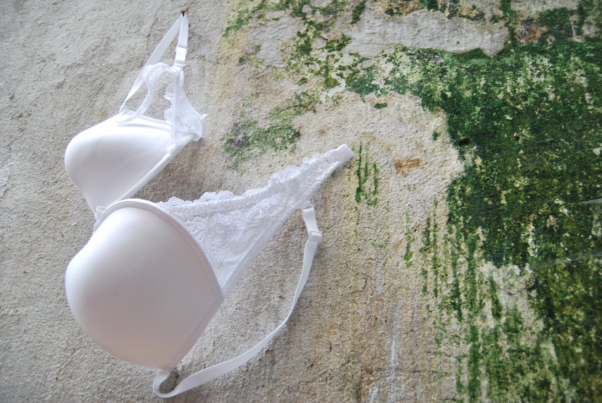 IntimoFbm's tweet image. Il #comfort e la #semplicita sono elementi indispensabili in ottica di #vestibilita #reggiseno #intimodonna