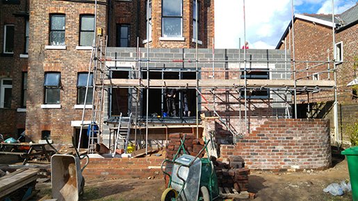 Meet the bloggers: Alice and Andre from <a href="/SimplyTheNest/">Simply The Nest</a> chat about their renovation diary propertyrenovate.com/simplythenest-…