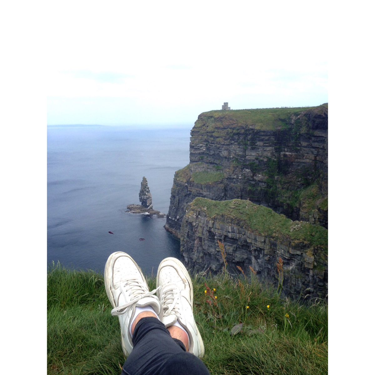 HectorCVega's tweet photo. De los paisajes más impresionantes y bonitos que he visto en mi vida... #cliffsdemoher https://t.co/XhLHv4Ws82