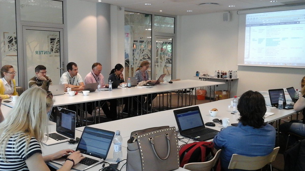 SmartOpenData's tweet image. 5th @prodatamarket meeting: Speaking about tools and datasets... By the way, very nice weather at Bergen!