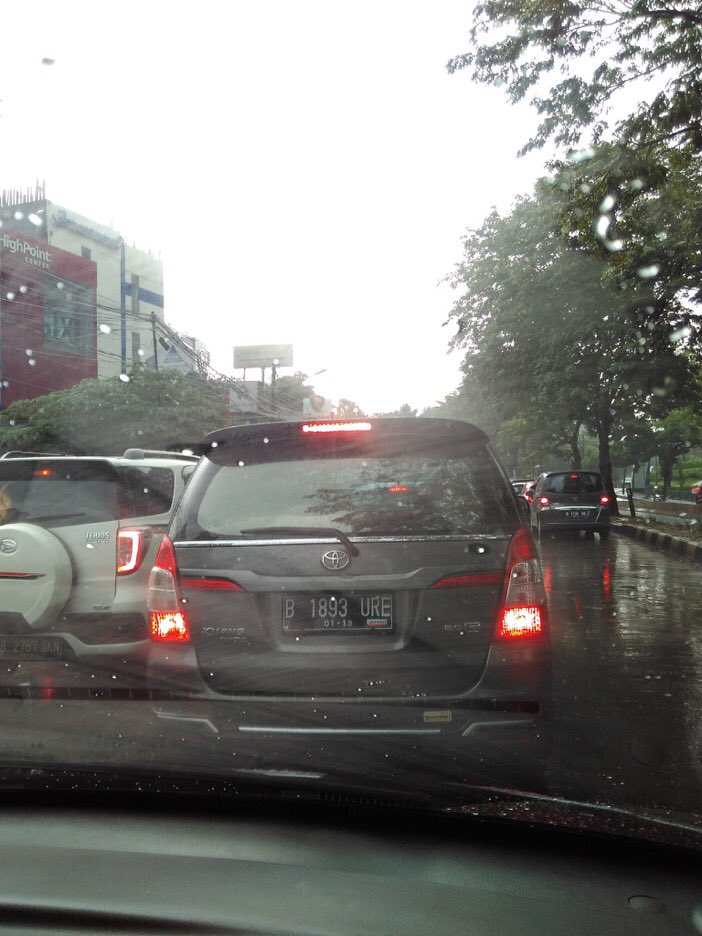 NET. Waze tweet media