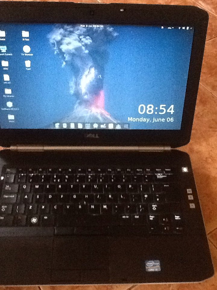 iC00kScripts's tweet photo. Say hello to #Vladimir, it hasn't taken a 'sleep' in over 70 days, thanks 2 #Debian #Linux #OS. #DevPC #Dell https://t.co/edTioEZSkB