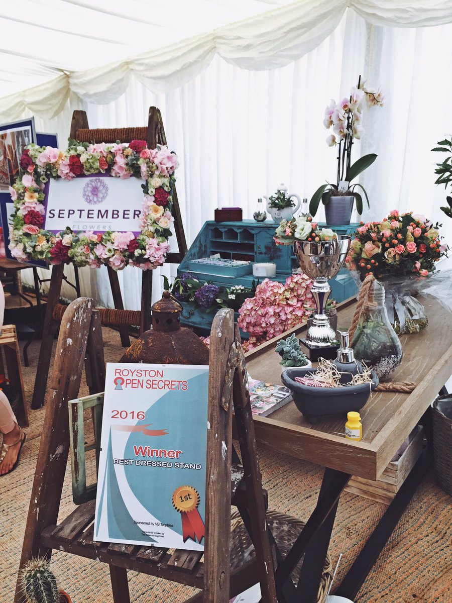 _bydalia's tweet photo. Congratulations to September Flowers for winning Best Dressed Stand at the @RoystonSecrets https://t.co/uxeHwT9Rup