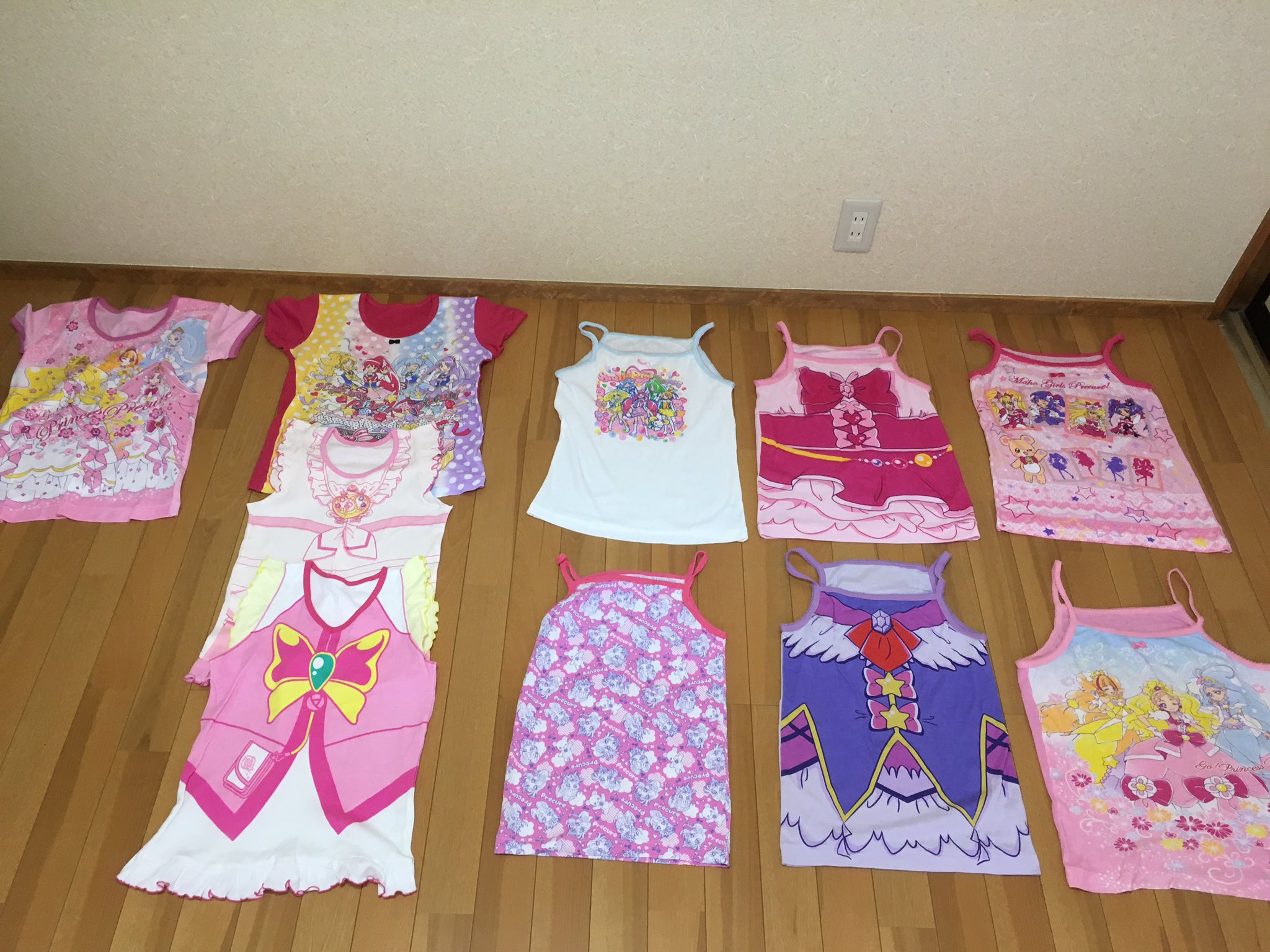 すもも パジャマ その他 編 プリキュアパジャマ130 2 プリキュアタオル 16 プリキュア腹巻 2 プリキュアオムツカバー 1 プリキュアはんてん 3 プリキュア 女児水着 5 Tシャツその他 2 T Co Ggqdjq0a7n Twitter