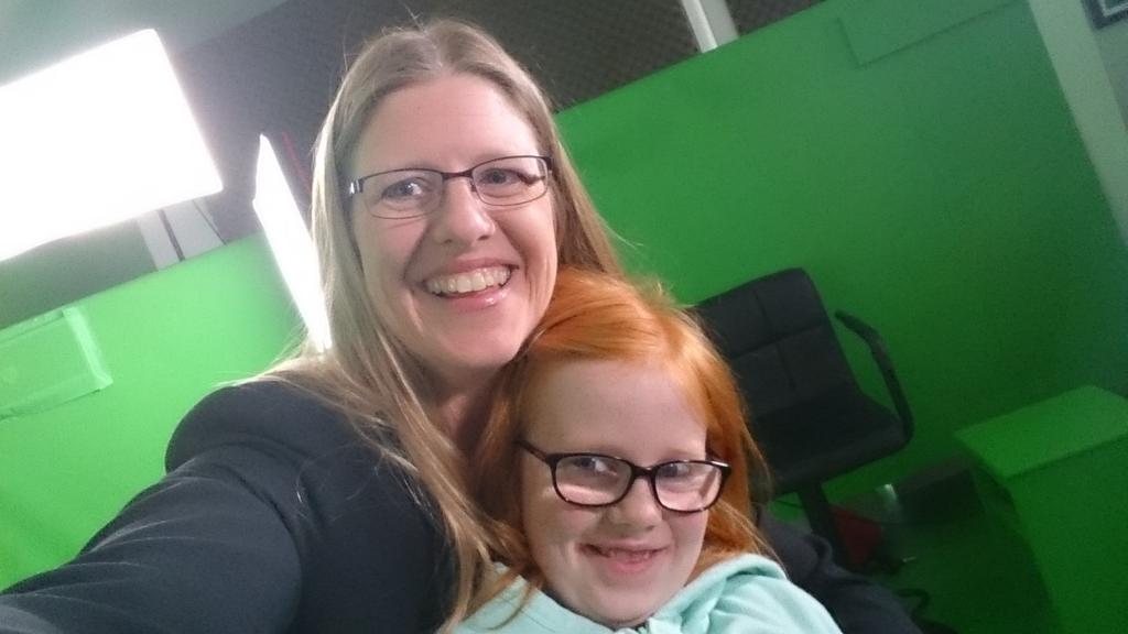MiPS1608's tweet image. Take your daughter to work day for me. Thanks to @learningnowtv for having us over to record #NoPlasters #LNTV