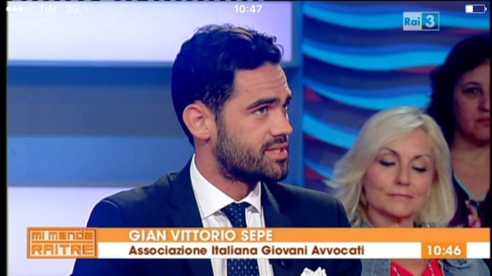 giovaniavvocati's tweet photo. @mvaira @GianViSepe 
Continua Collaborazione #Aiga #MiMandaRaiTre #GianvittorioSepe #GiuntaAiga #TutelaConsumatore https://t.co/i95MDRCqhe