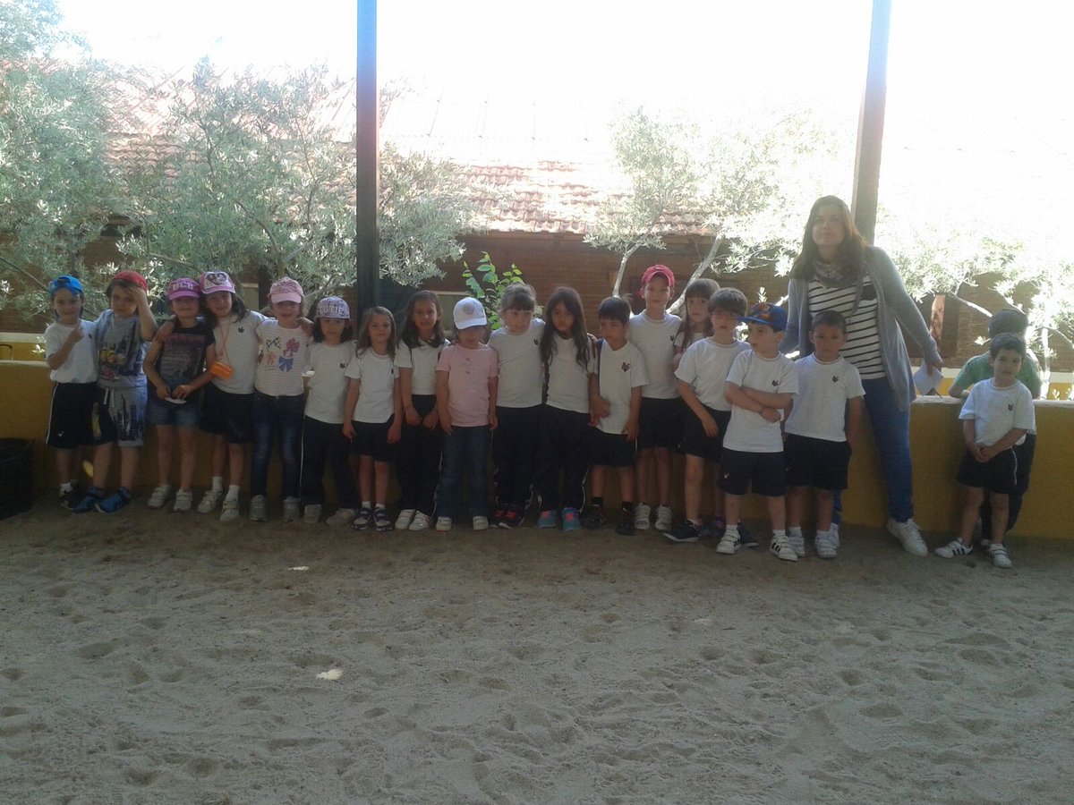Ya han llegado los alumnos de 5 años a la <a href="/GranjaELALAMO/">Granja EL ÁLAMO</a>