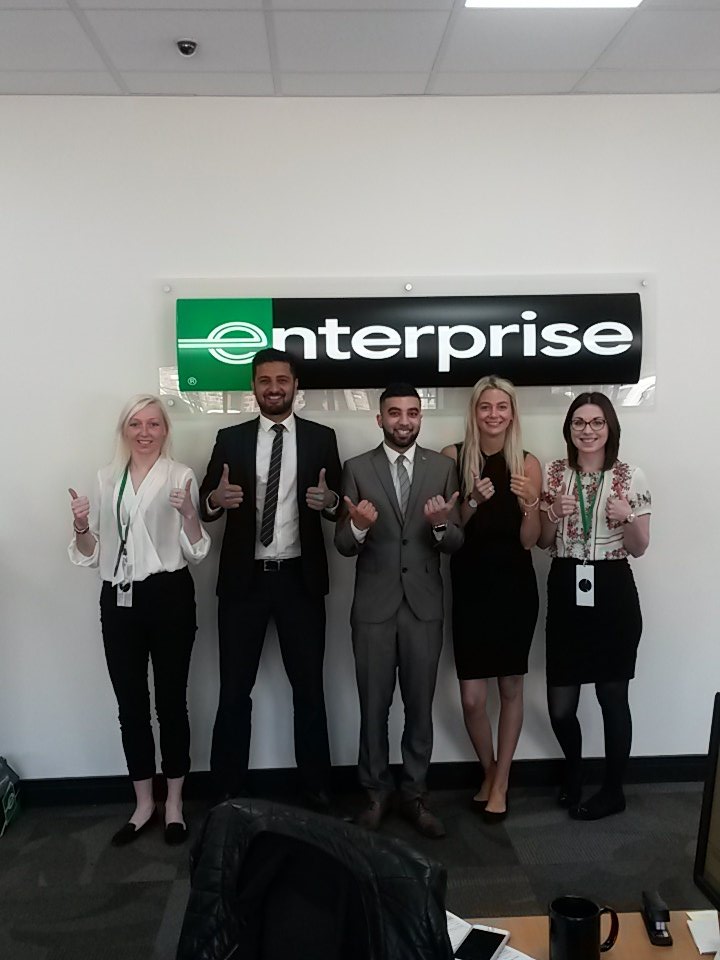 JSWHARFE's tweet photo. 93 esqi at 29 Handsworth #teamadnanafnan #superstars https://t.co/VwvOyEeyLO