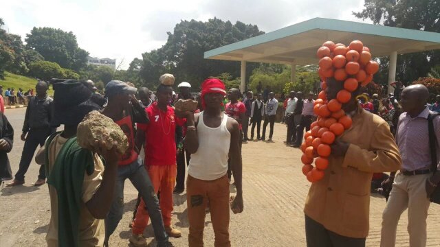 Ahmedkadar1's tweet photo. Picture speak #CORDdemos 
But why lit bonfires &amp;block roads if it's a peaceful protest as alleged by the organizers? https://t.co/teUs8YfUUV