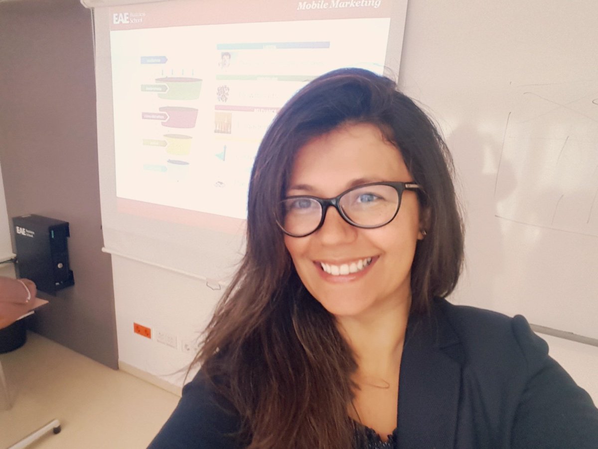 rafialmeida's tweet photo. Mañana intensa en @EAE_ con mis alumnos del #MarketingMBA #sumaEAE https://t.co/zJ0hZK4izz
